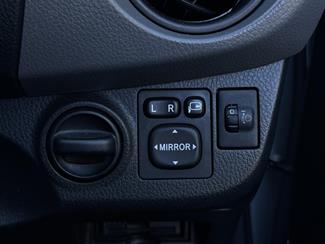2015 Toyota Vitz - Thumbnail