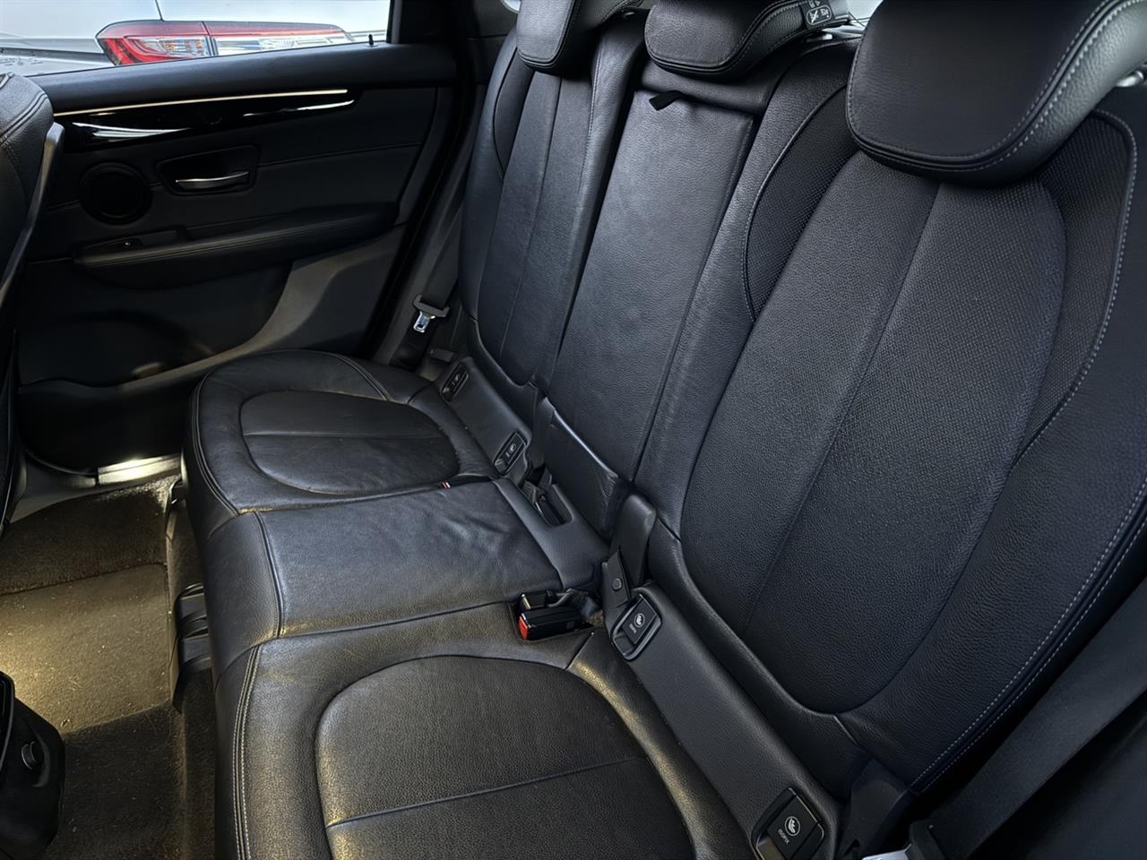2016 BMW 218D