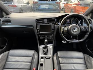 2016 Volkswagen Golf - Thumbnail