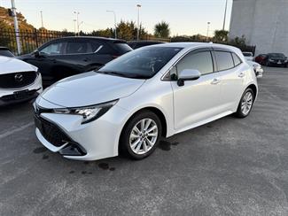 2023 Toyota Corolla - Thumbnail