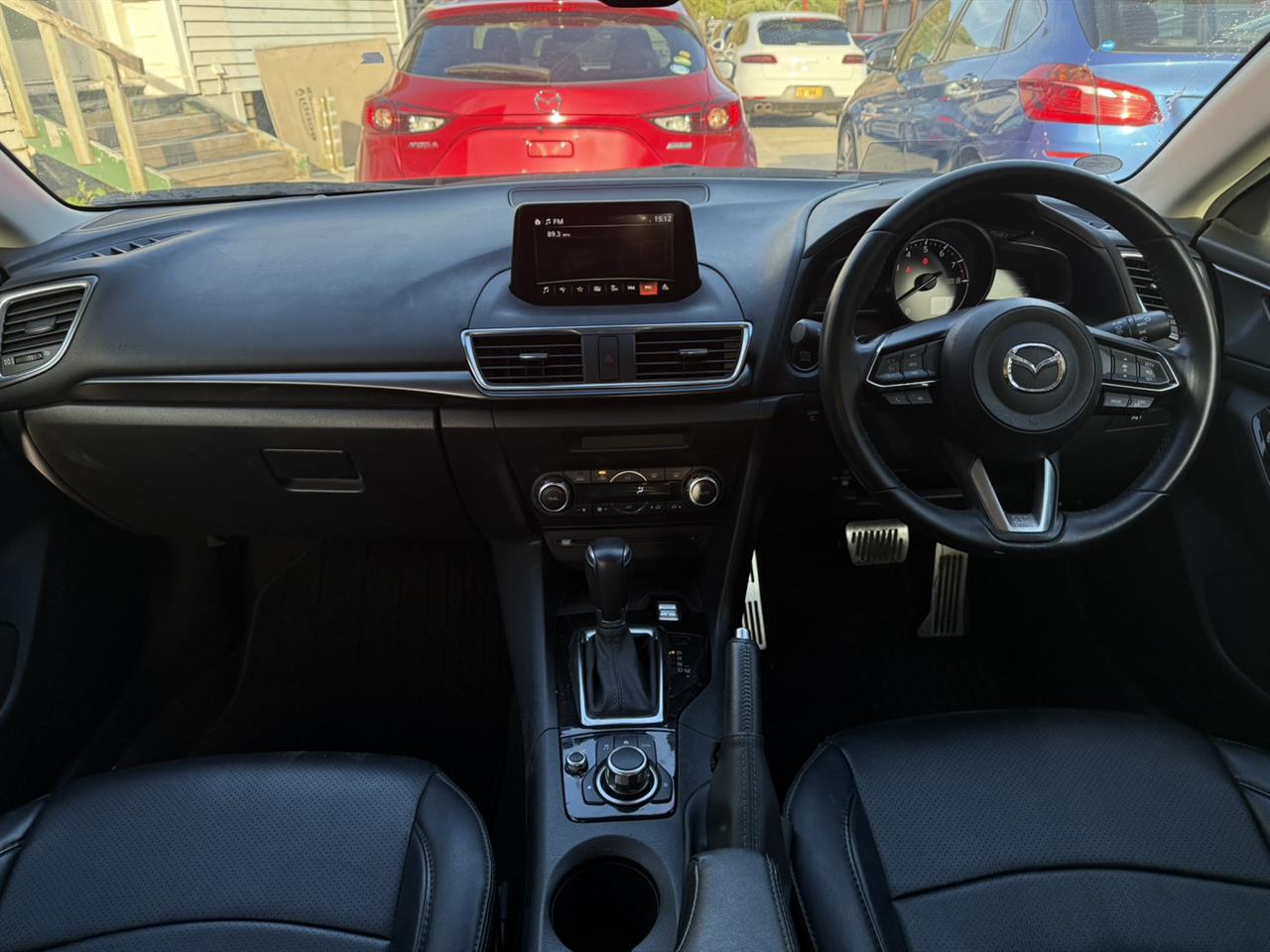 2017 Mazda Axela