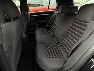 2007 Volkswagen Golf - Thumbnail