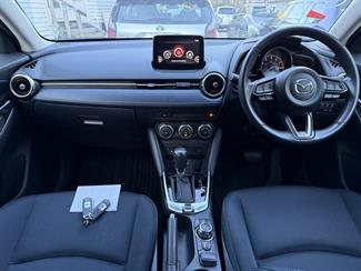 2020 Mazda 2 - Thumbnail