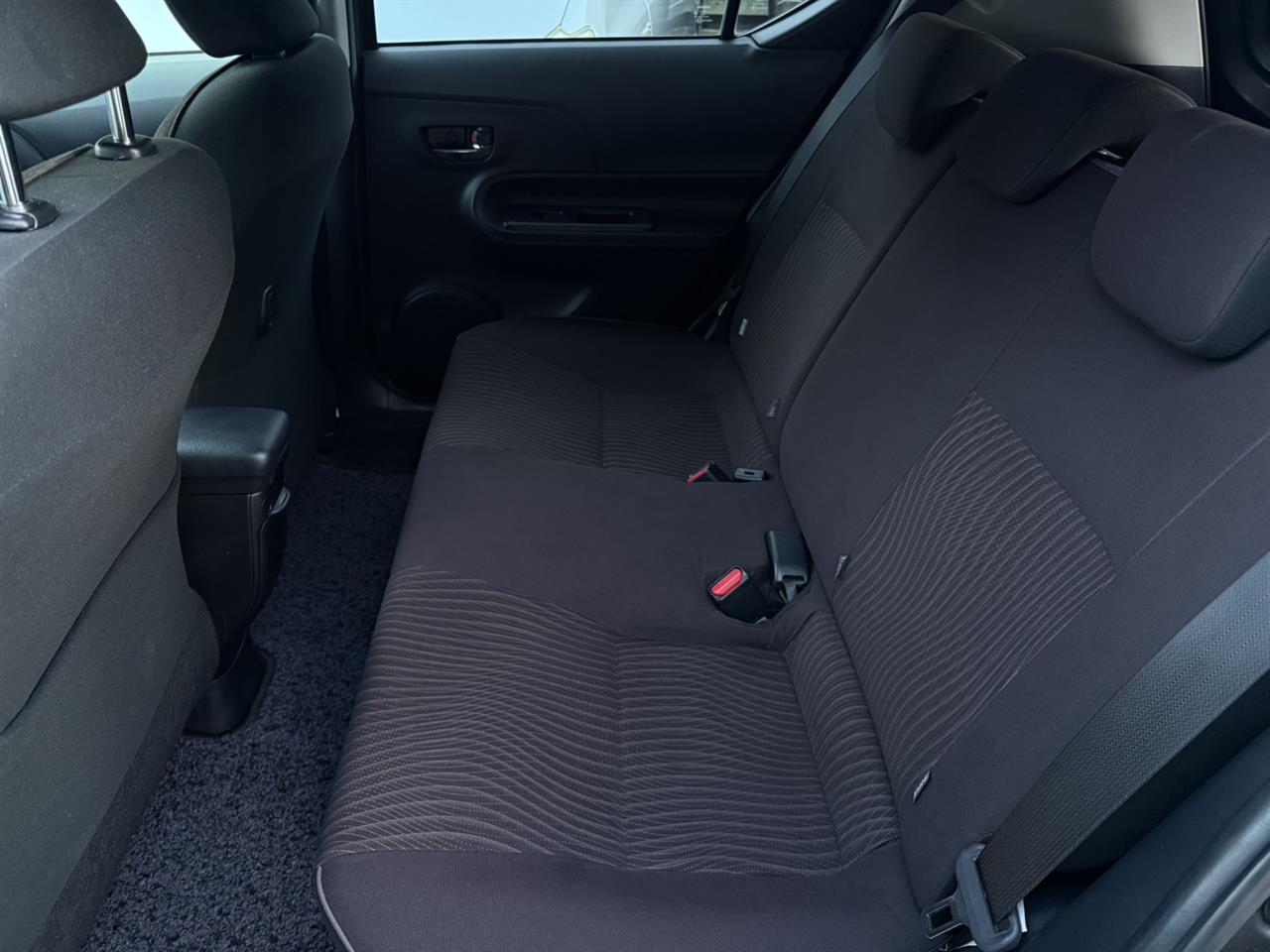 2017 Toyota AQUA