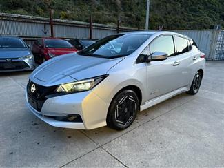 2022 Nissan Leaf - Thumbnail