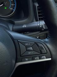 2022 Nissan Leaf - Thumbnail