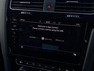 2020 Volkswagen Golf - Thumbnail