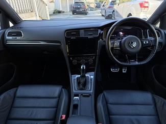 2018 Volkswagen Golf - Thumbnail