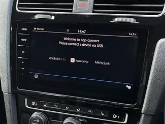 2019 Volkswagen Golf - Thumbnail