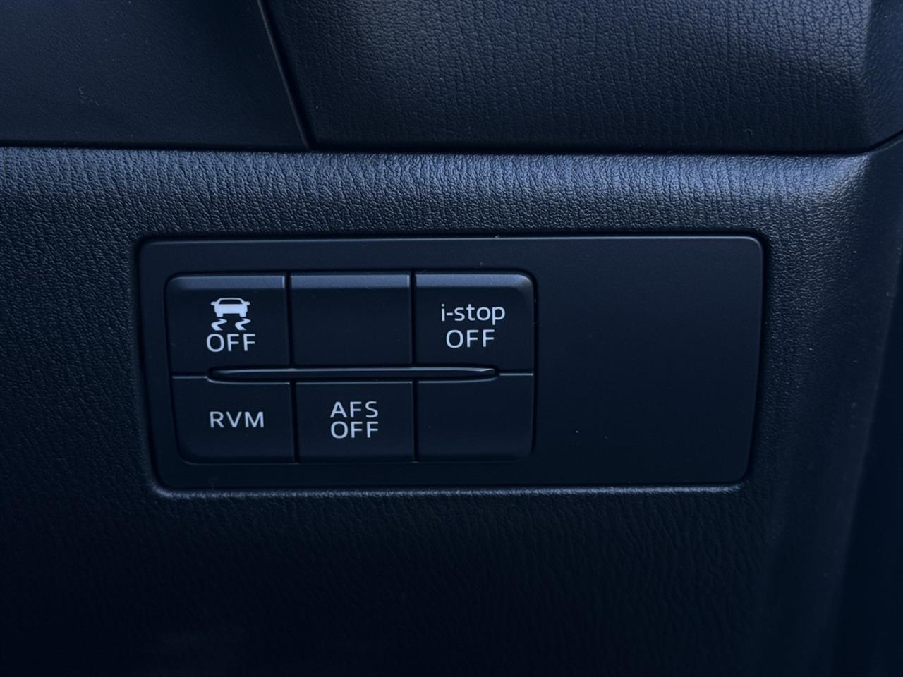 2015 Mazda Axela