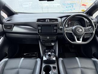 2020 Nissan Leaf - Thumbnail