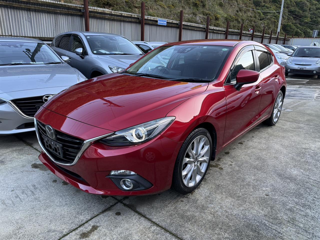 2014 Mazda Axela