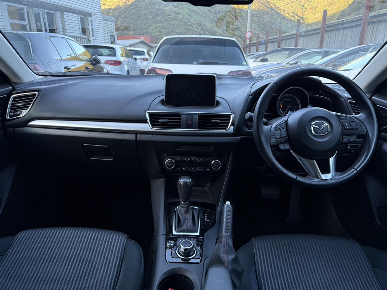 2014 Mazda Axela