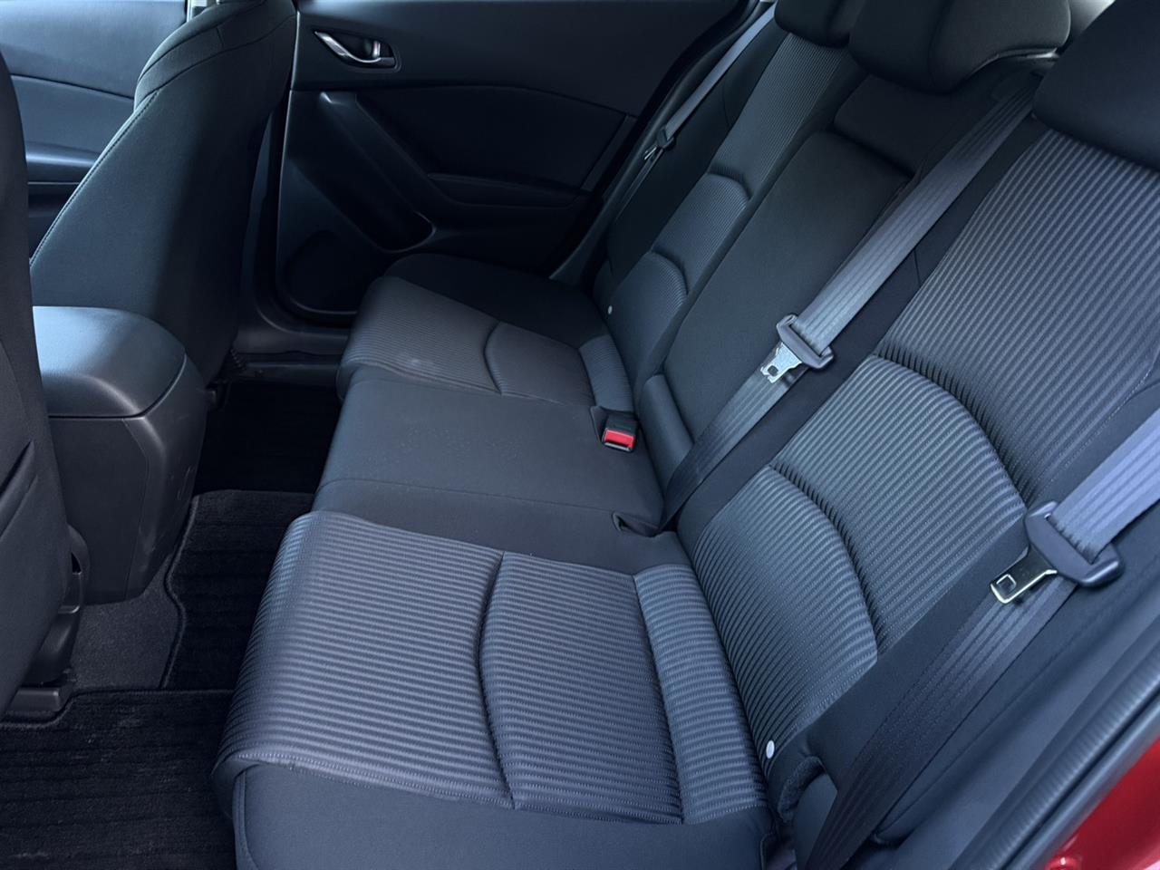 2014 Mazda Axela