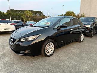 2021 Nissan Leaf - Thumbnail