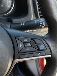 2018 Nissan Leaf - Thumbnail