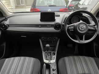 2021 Mazda 2 - Thumbnail