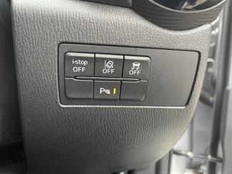 2021 Mazda 2 - Thumbnail