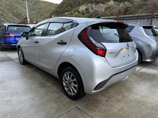 2021 Toyota AQUA - Thumbnail