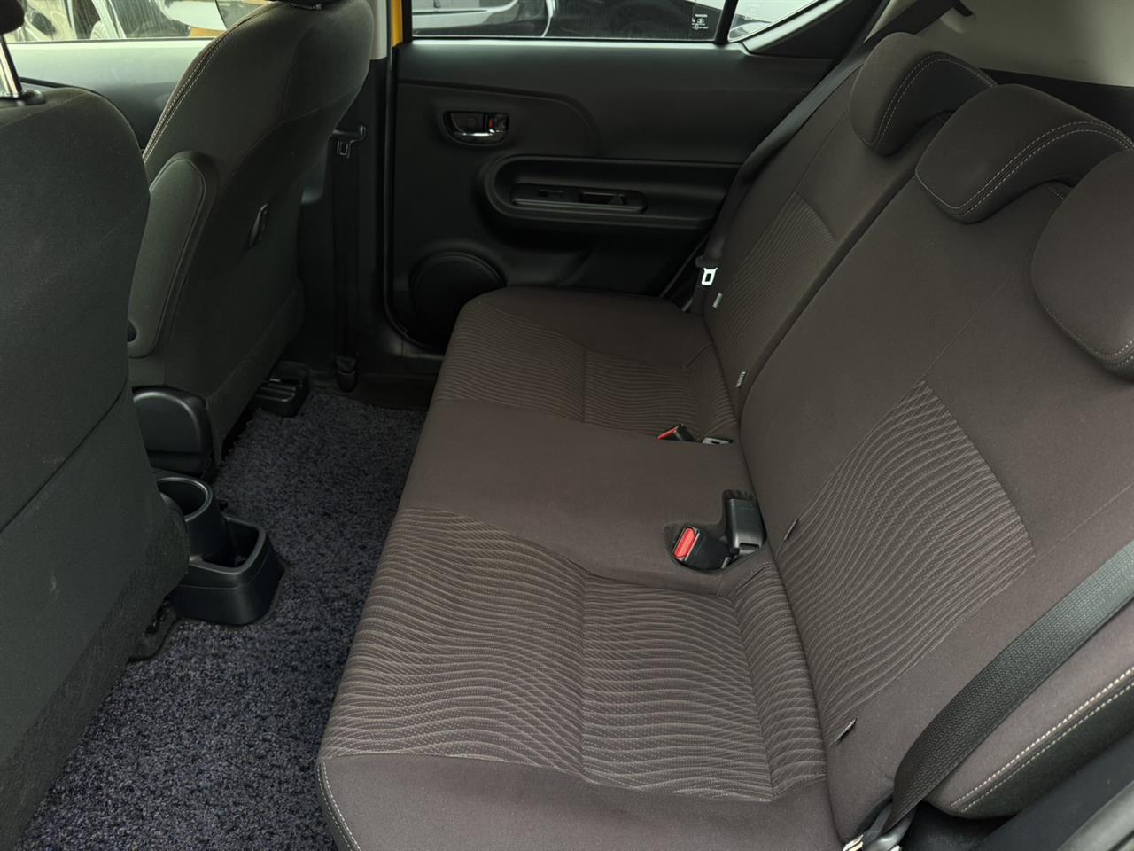 2017 Toyota AQUA