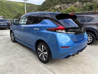 2020 Nissan Leaf - Thumbnail