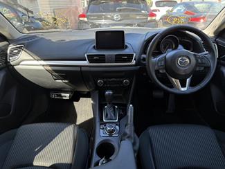 2015 Mazda Axela - Thumbnail