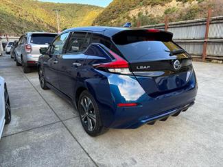 2020 Nissan Leaf - Thumbnail