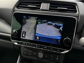 2020 Nissan Leaf - Thumbnail