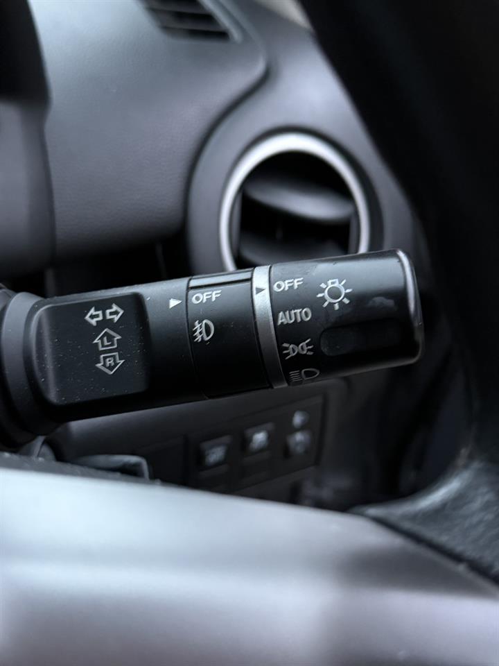 2012 Mazda Demio