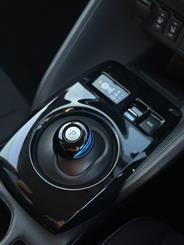 2022 Nissan Leaf - Thumbnail