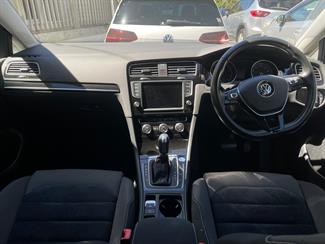 2016 Volkswagen Golf - Thumbnail