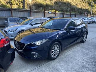 2016 Mazda Axela - Thumbnail