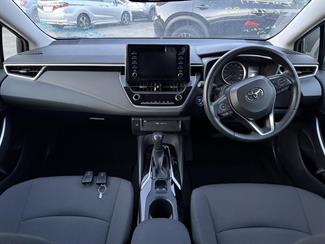 2021 Toyota Corolla - Thumbnail