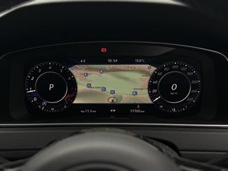2017 Volkswagen Golf - Thumbnail