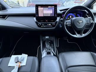 2020 Toyota Corolla - Thumbnail