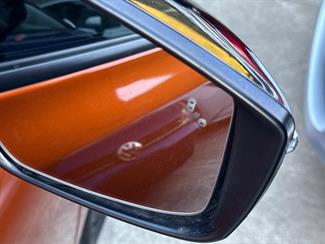 2020 Nissan Leaf - Thumbnail