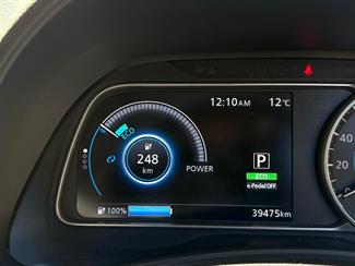 2020 Nissan Leaf - Thumbnail