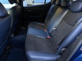 2021 Nissan Leaf - Thumbnail