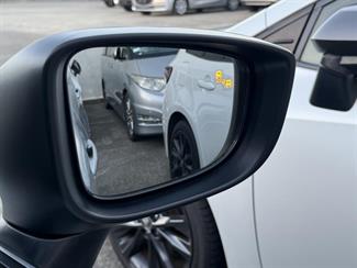 2021 Mazda 2 - Thumbnail
