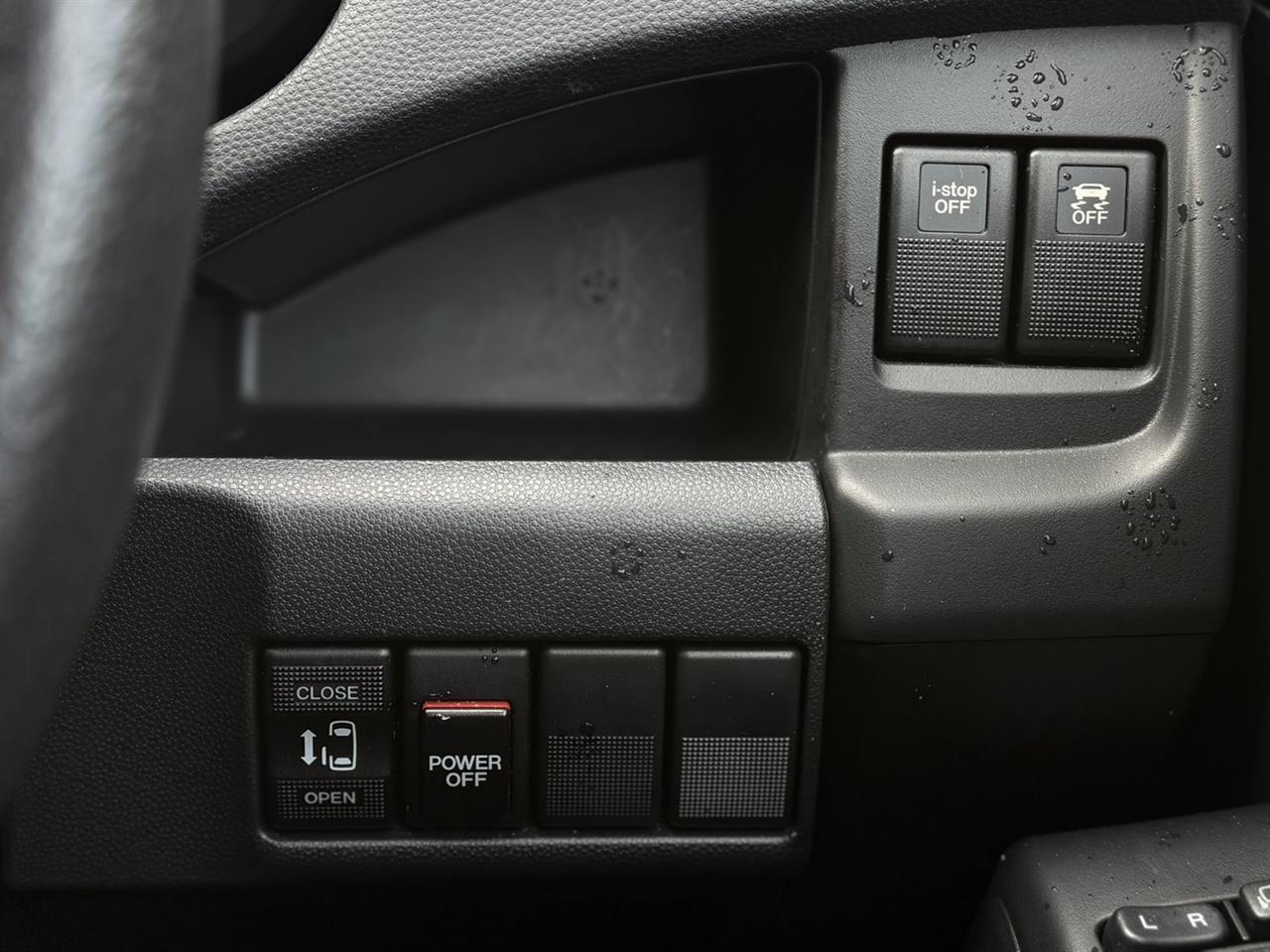 2016 Mazda Premacy