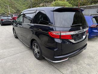 2015 Honda Odyssey - Thumbnail