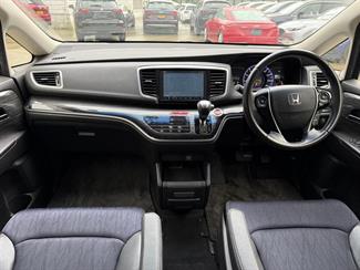 2015 Honda Odyssey - Thumbnail