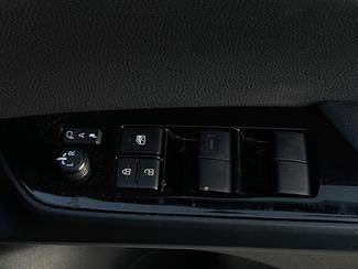 2021 Toyota Prius - Thumbnail