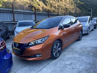 2020 Nissan Leaf - Thumbnail