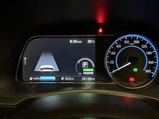 2020 Nissan Leaf - Thumbnail