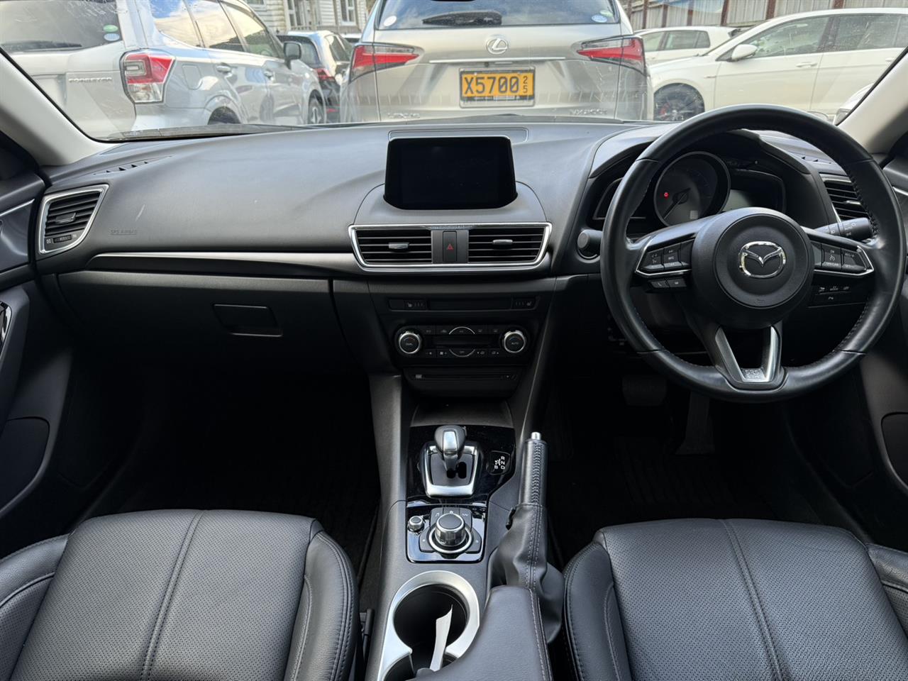 2017 Mazda Axela
