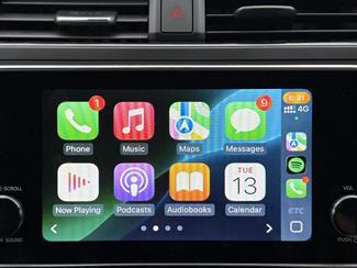 2021 Nissan Leaf - Thumbnail
