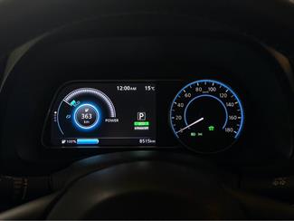 2021 Nissan Leaf - Thumbnail