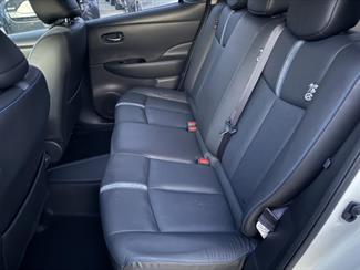 2021 Nissan Leaf - Thumbnail