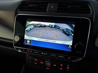 2021 Nissan Leaf - Thumbnail
